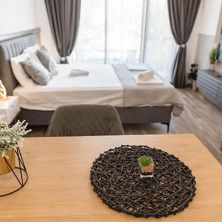 Апартаменты Azur *